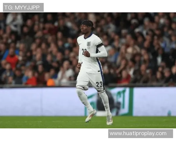 23岁马杜埃凯闪耀欧冠3场3球阿森纳5600万签下新星